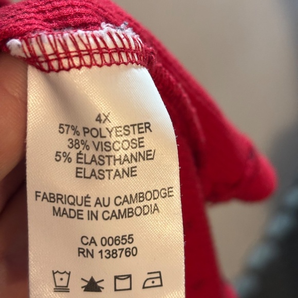 PENNINGTON red black polka dot t-shirt - Picture 3 of 3